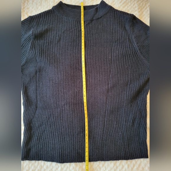 Crop Top/Long Sleeve/Black - Picture 4 of 8